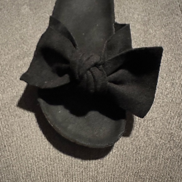 Girls Knotted Slide On Sandals - Picture 9 of 11